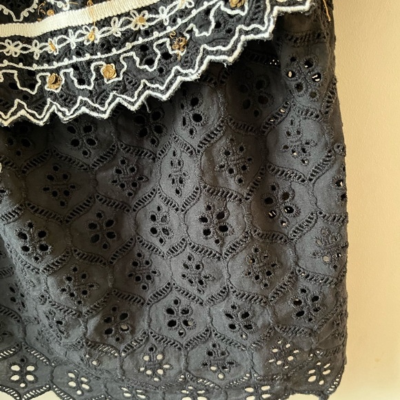 Hemant & Nandita Off the Shoulder Eyelet Embellished Blouse Large - Picture 7 of 10